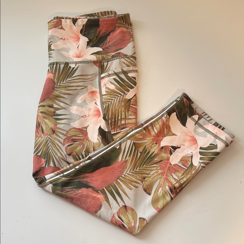 Old Navy Active Peach and Green Leaf Print Leggings